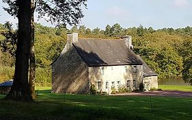 Paimpont: Gîte de la Haute Fenderie